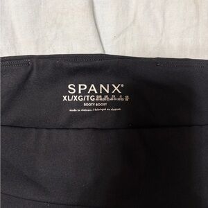 SPANX Booty Boost High-Waist Shaping Leggings - Black